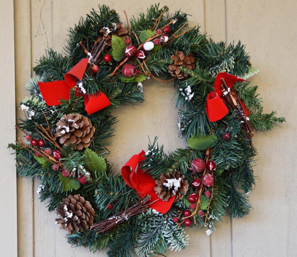 Holiday wreath